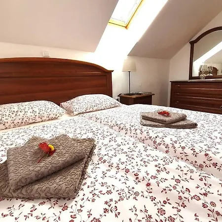 House Pucnk-beautiful Countryside Vakantiehuis *