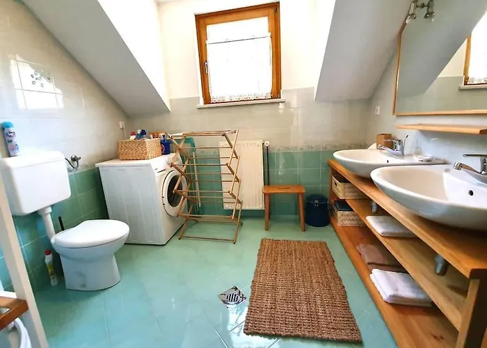 House Pucnk-beautiful Countryside Zelezniki