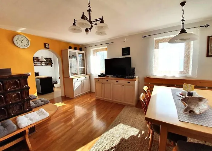 House Pucnk-beautiful Countryside * زلزنيكي